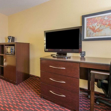 คอมฟอร์ต สวีตส์ Hotel แอลทูนา ภายนอก รูปภาพ
