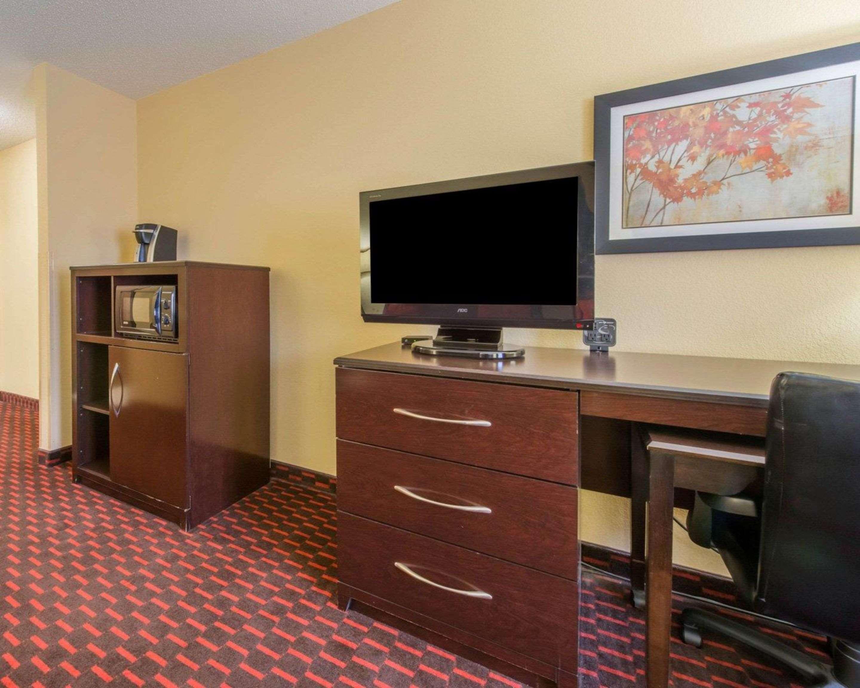 คอมฟอร์ต สวีตส์ Hotel แอลทูนา ภายนอก รูปภาพ