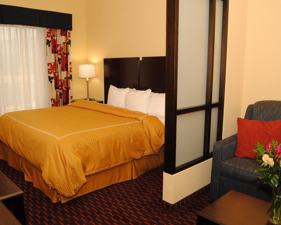 คอมฟอร์ต สวีตส์ Hotel แอลทูนา ภายนอก รูปภาพ